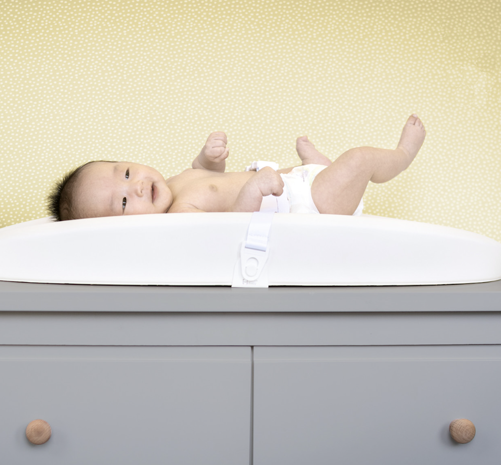 Hatch Grow Changing Pad and Scale